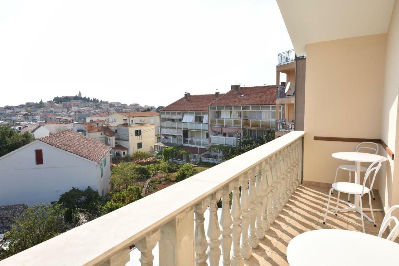 פרימוסטן Apartment Damir מראה חיצוני תמונה
