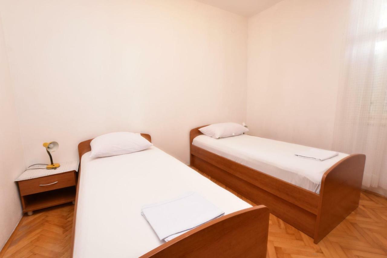 פרימוסטן Apartment Damir מראה חיצוני תמונה