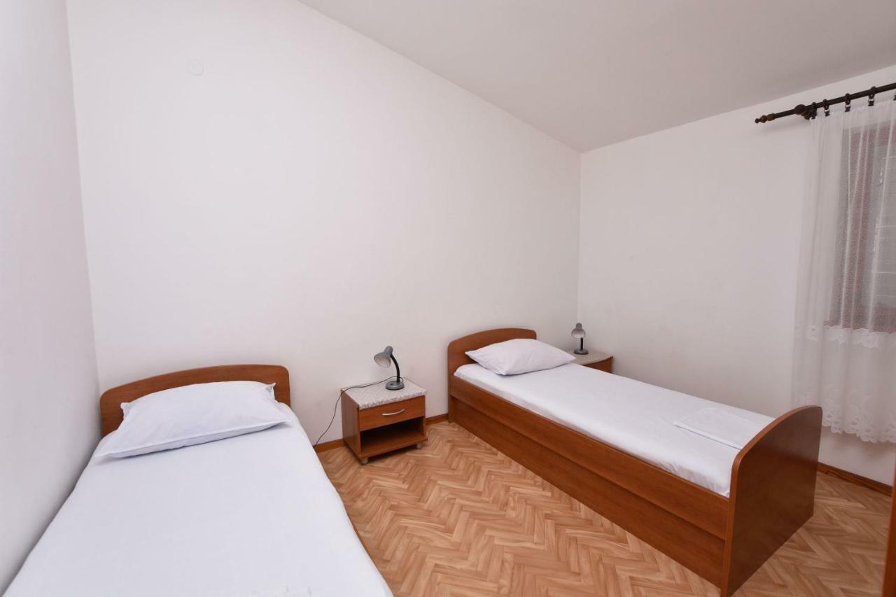 פרימוסטן Apartment Damir מראה חיצוני תמונה