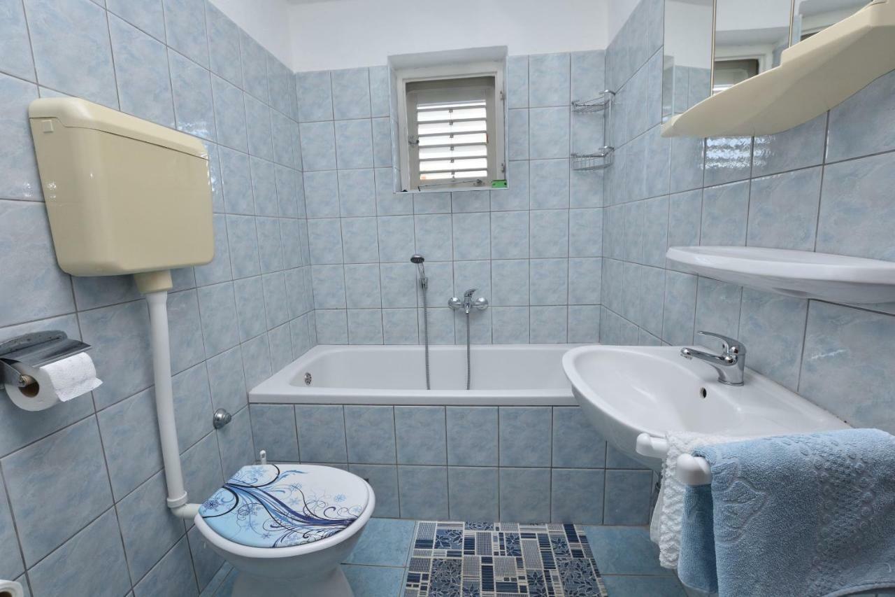 פרימוסטן Apartment Damir מראה חיצוני תמונה