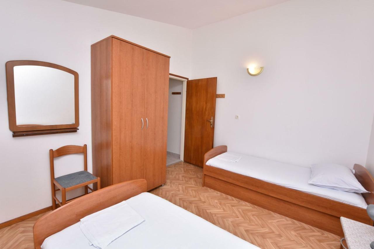 פרימוסטן Apartment Damir מראה חיצוני תמונה