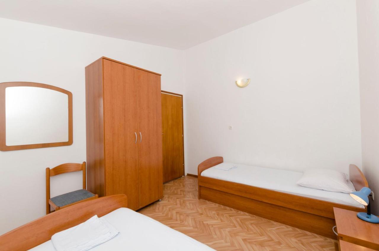 פרימוסטן Apartment Damir מראה חיצוני תמונה